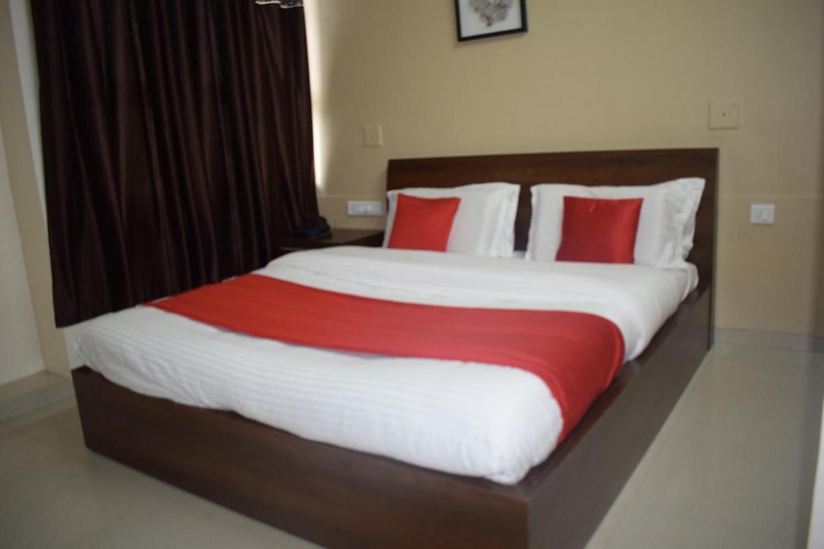 Hotel-The Safar Ahmedabad Extérieur photo