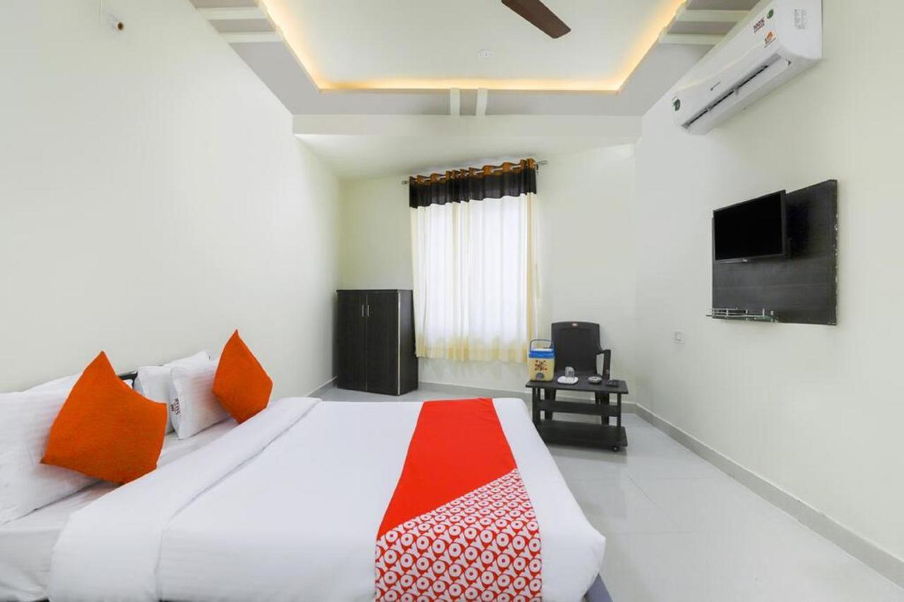 Hotel-The Safar Ahmedabad Extérieur photo