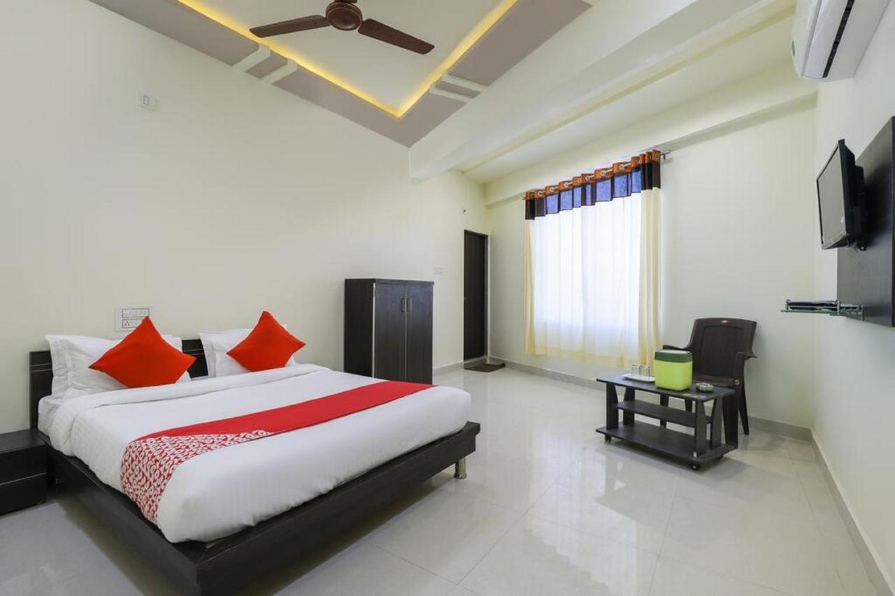 Hotel-The Safar Ahmedabad Extérieur photo